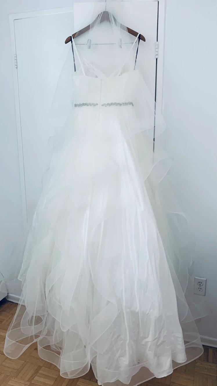 White Wedding Dress with Beaded Belt - photo 2