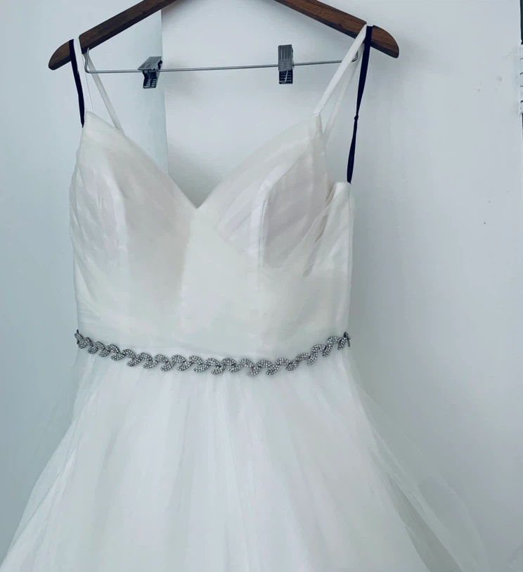 White Wedding Dress with Beaded Belt - photo 3