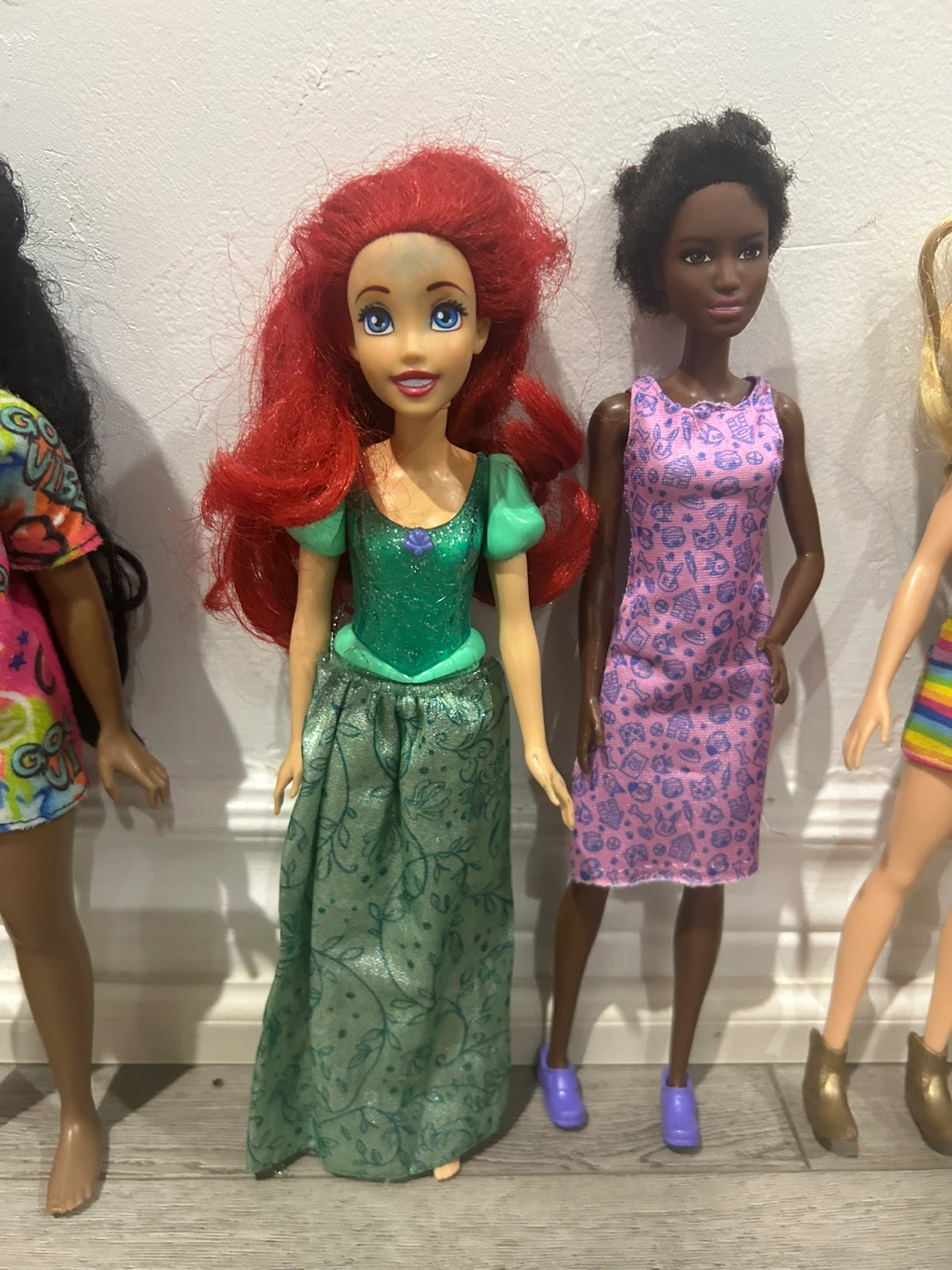 Lot of 8 Fashion Dolls with Assorted Outfits - photo 4