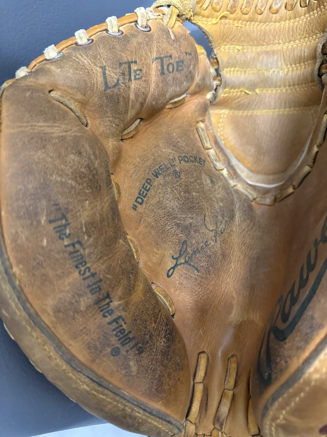 Rawlings RCM 30 Catcher's Mitt - photo 4