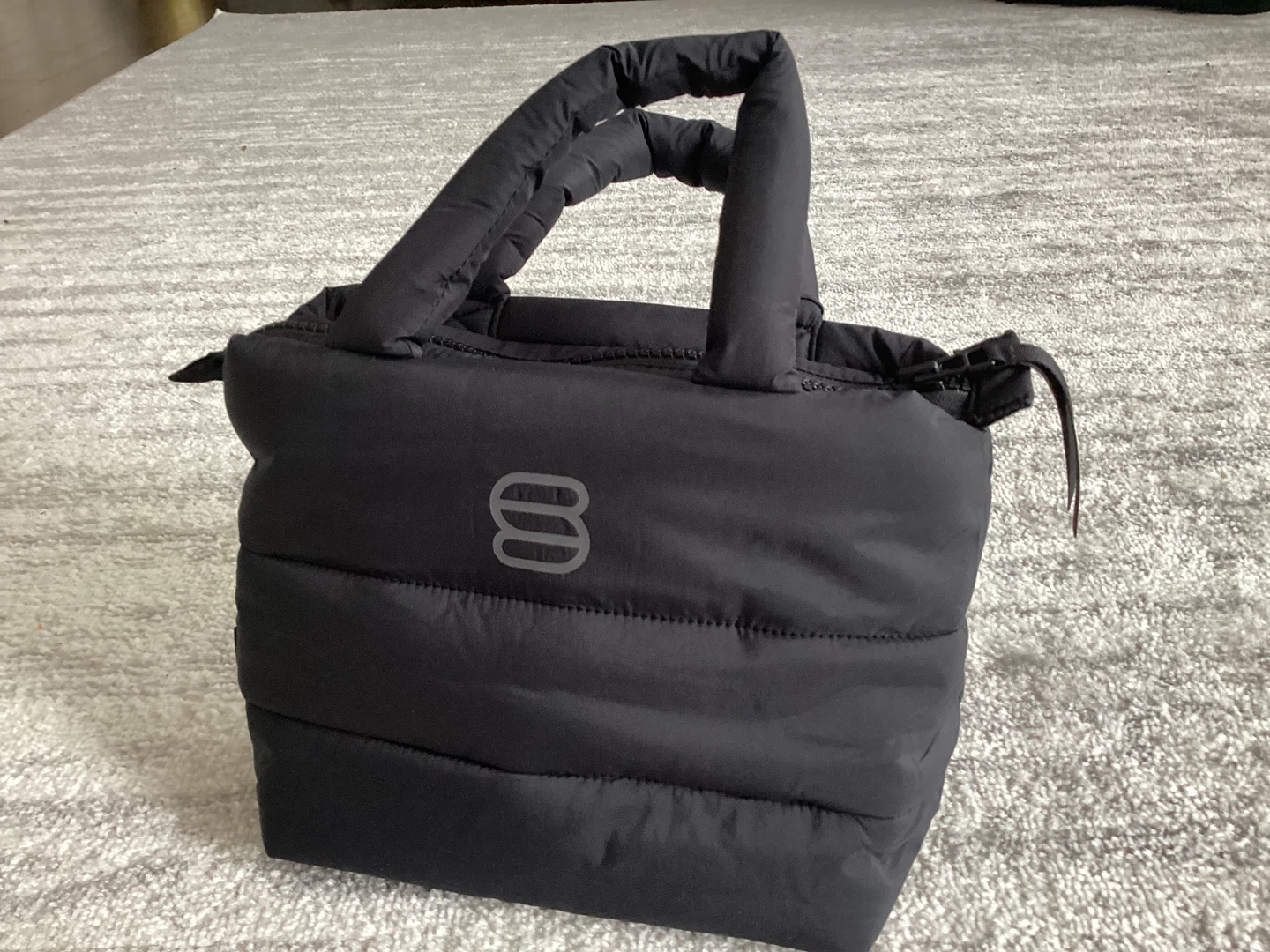 Aritzia Super puff super tote mini - photo 3