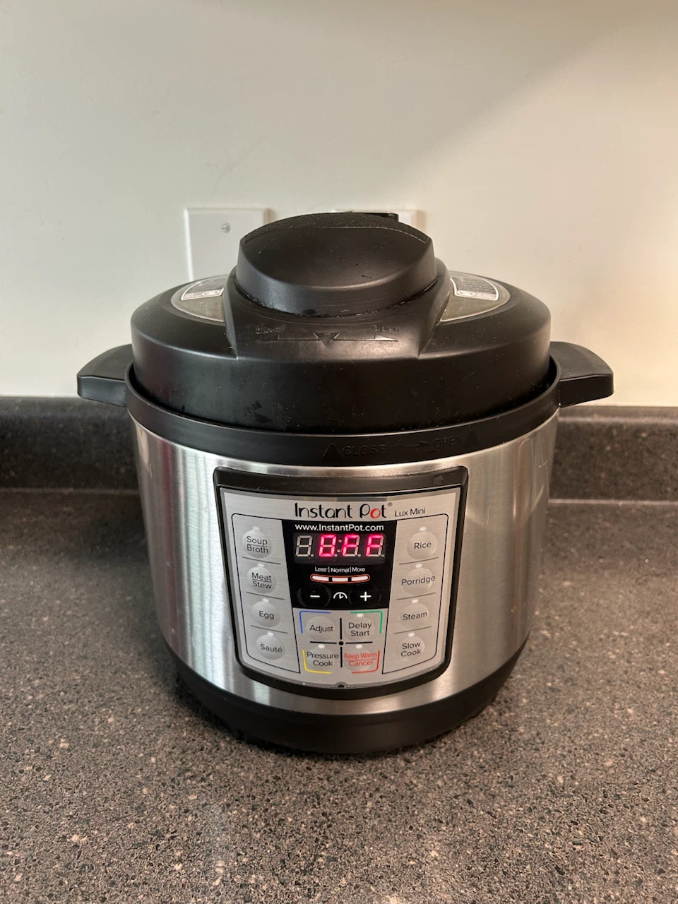 Instant Pot Lux Mini 3 Quart Multi-Cooker