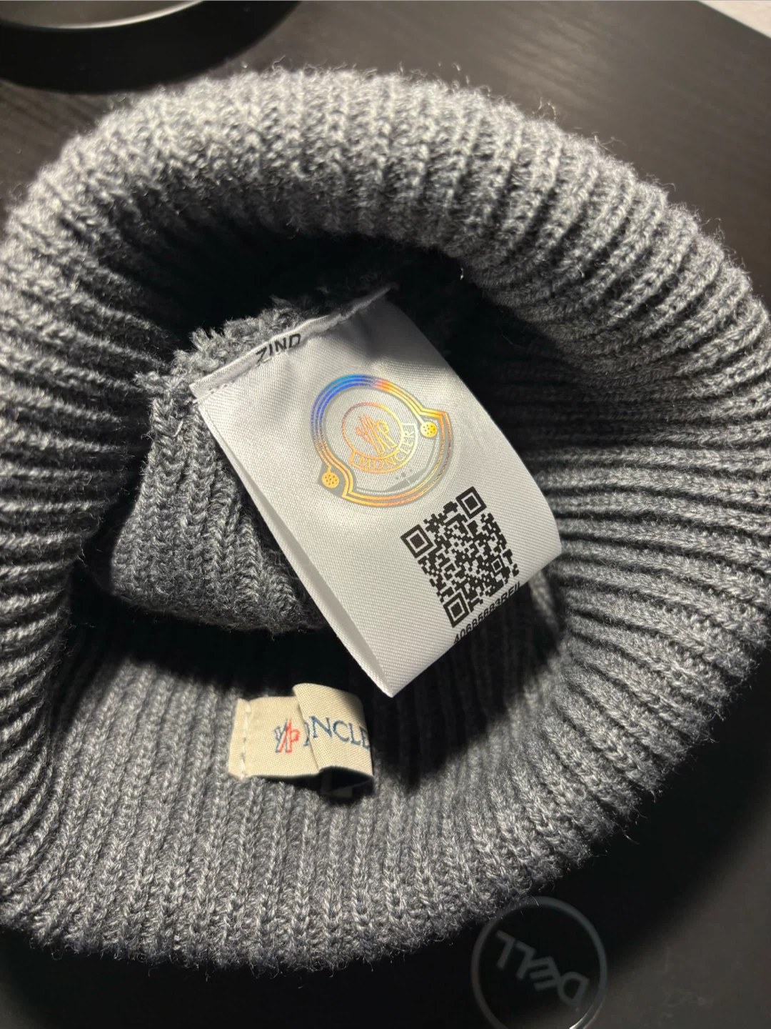 Moncler Grey Beanie - photo 3