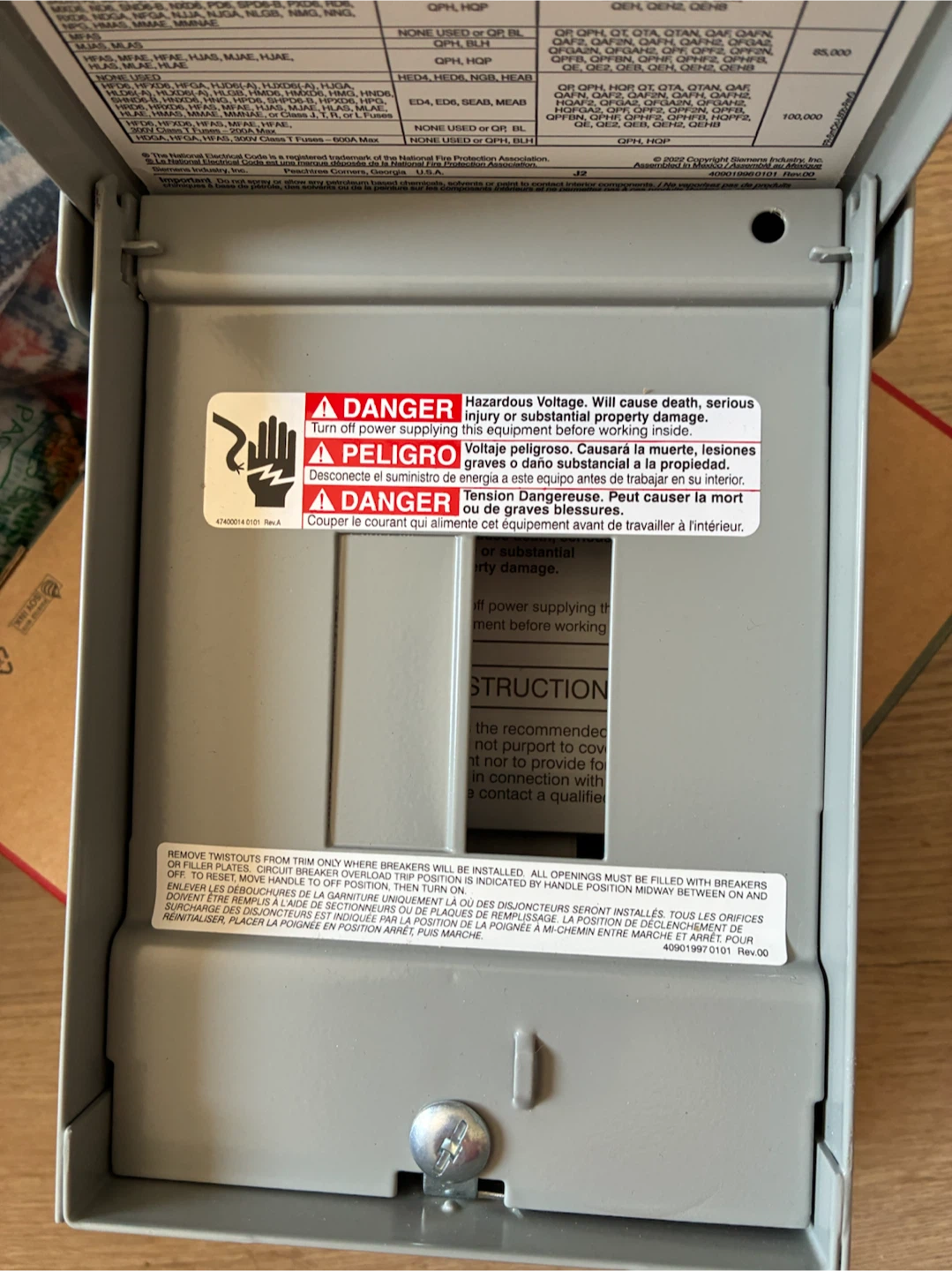 Siemens 60 Amp Outdoor Load Center W0204ML1060 - photo 5