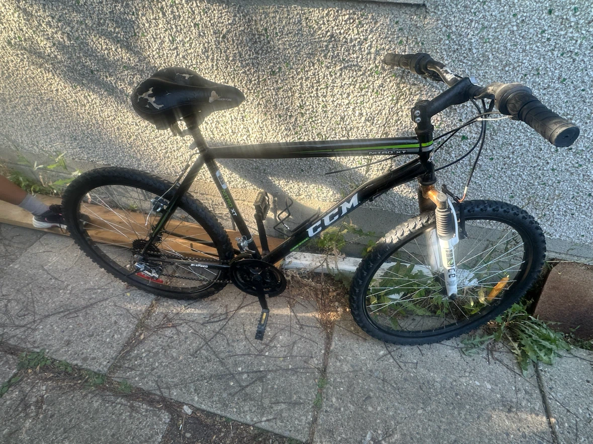CCM Nitro XT Mountain Bike - 21 Speed
