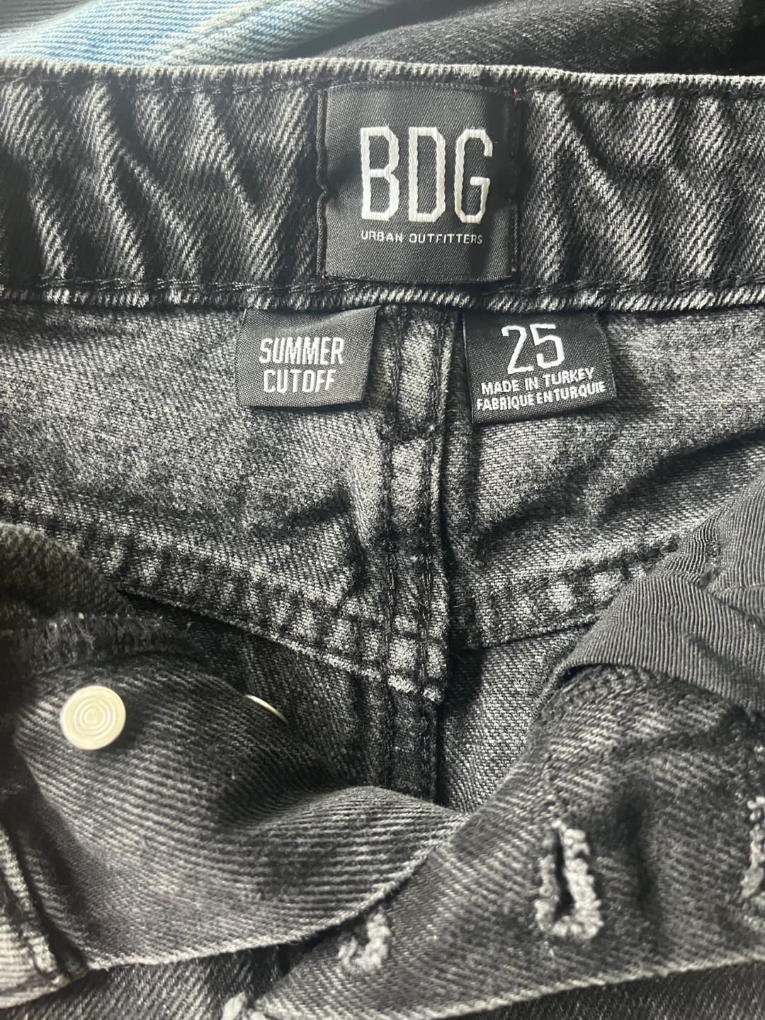 BDG Urban Outfitters Summer Cutoff Denim Shorts Size 25 - photo 3