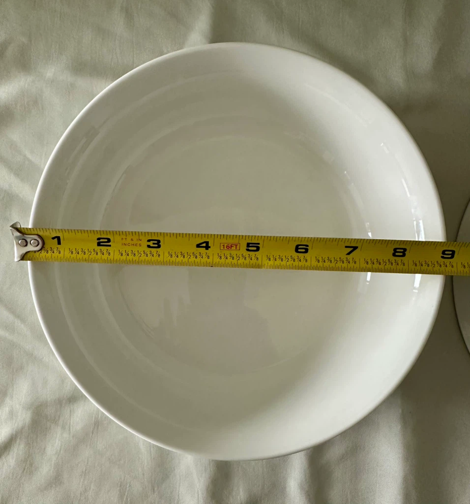 Set of two white ceramic bowls - photo 2