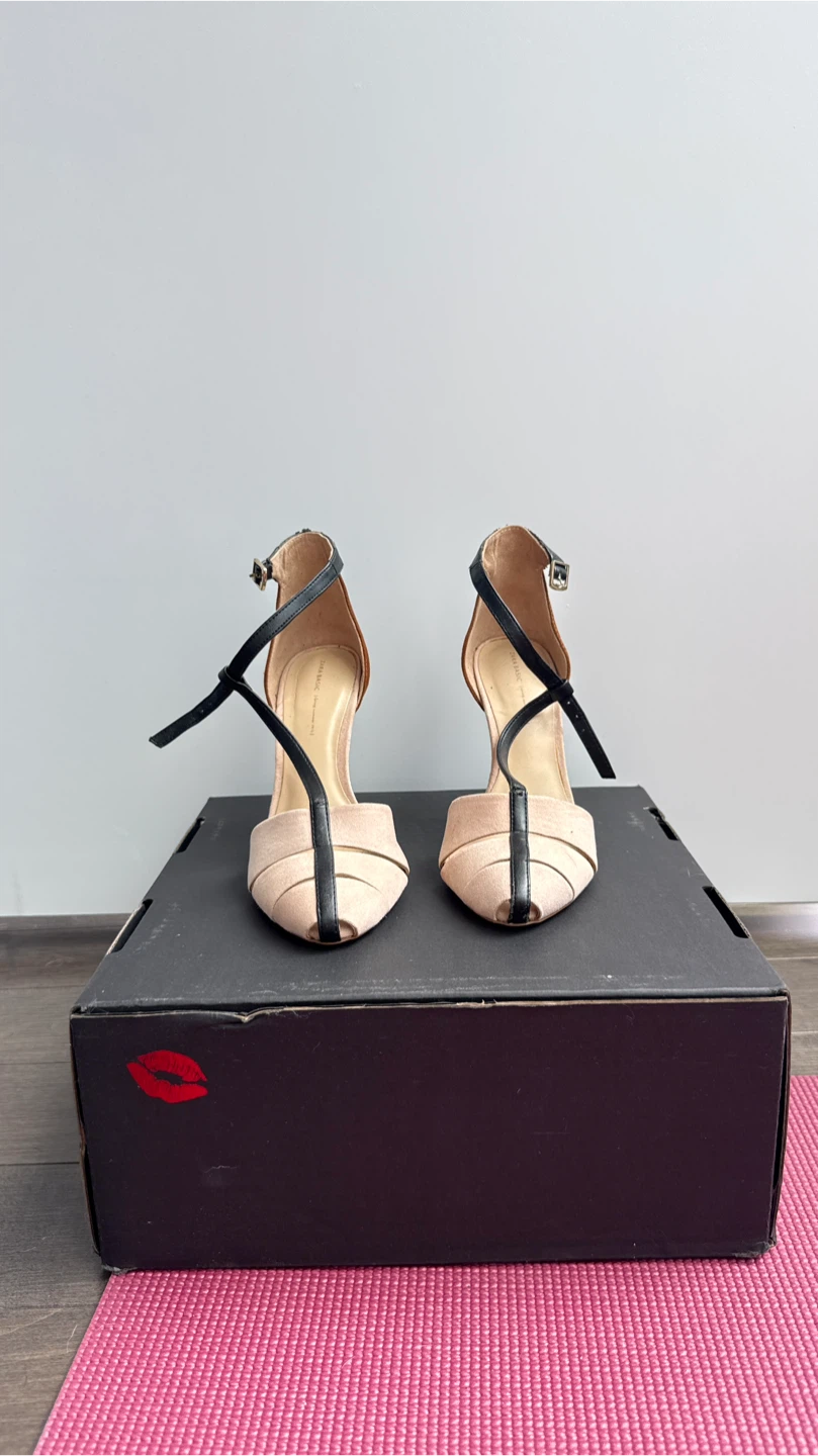 Women's Suede T-Strap Heels