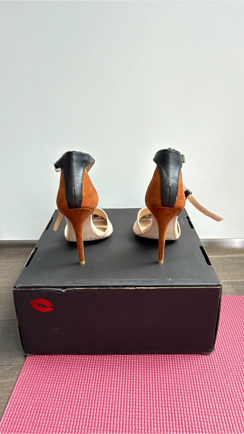 Women's Suede T-Strap Heels - photo 4