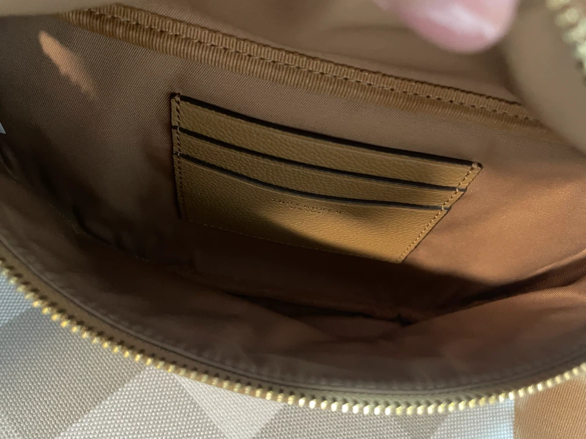 Tory Burch Perry Bombe Leather Belt Bag - photo 5