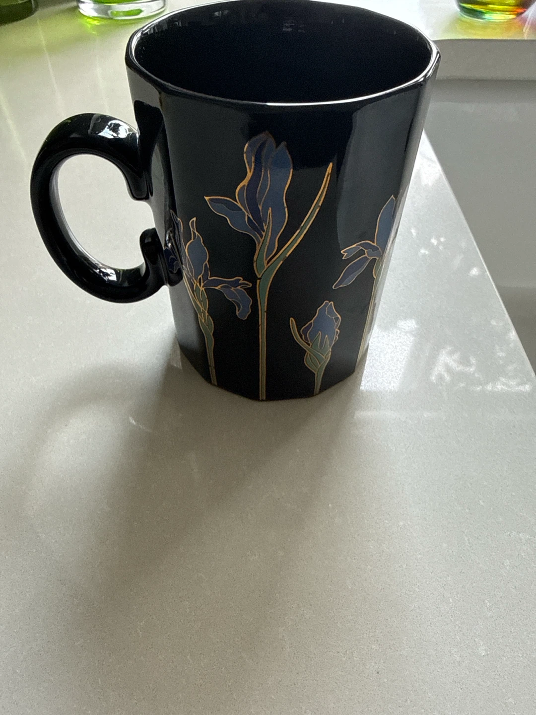 Set of 9  Vintage and Discontinued Otagiri Black Iris Mugs - photo 3