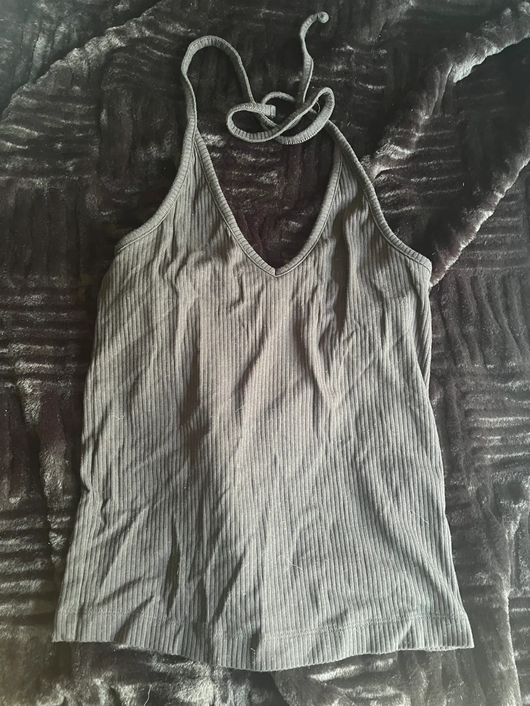 Black ribbed halter tank top