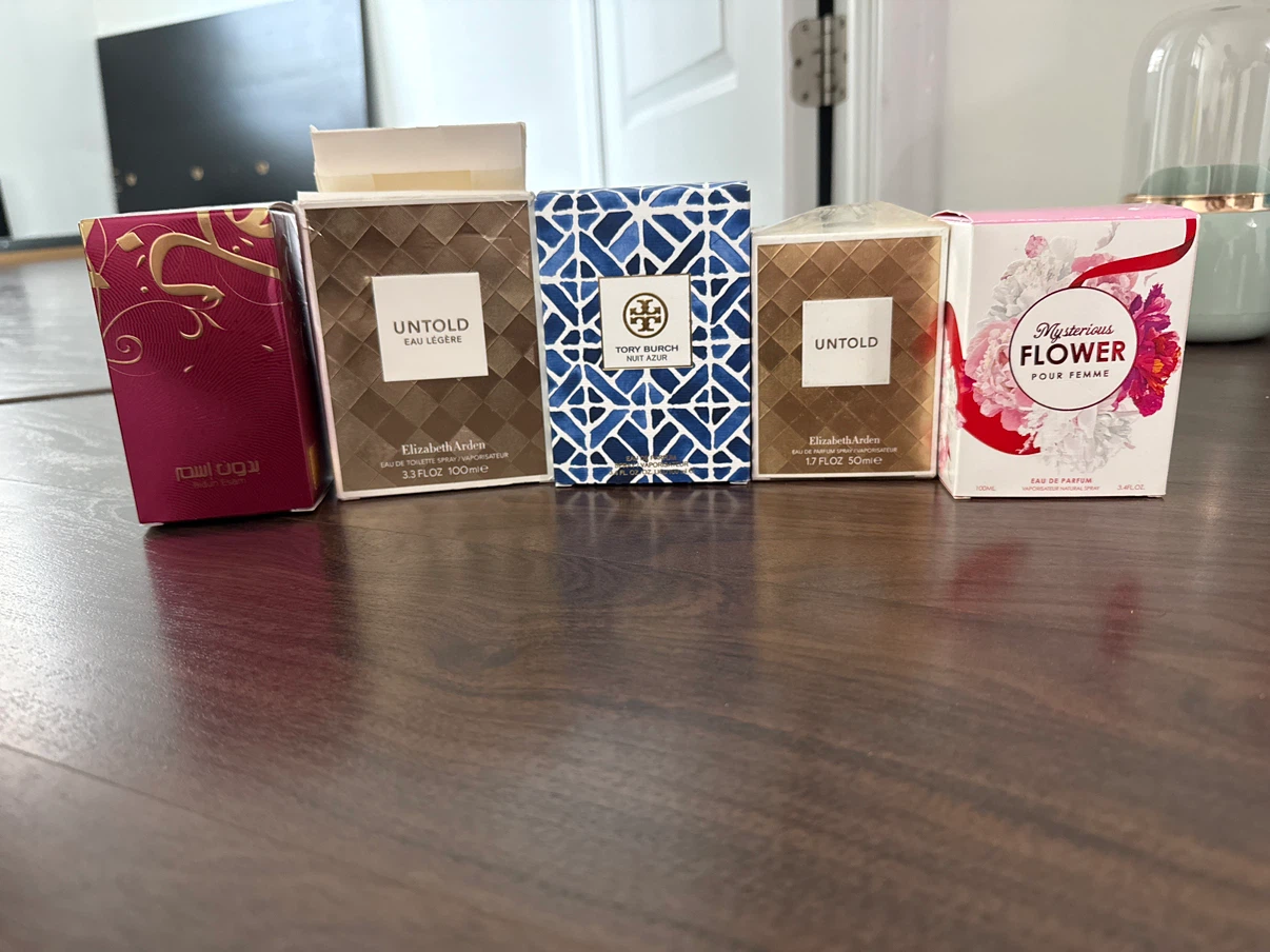 Tory Burch, Elizabeth Arden, & Mysterious Flower Perfumes