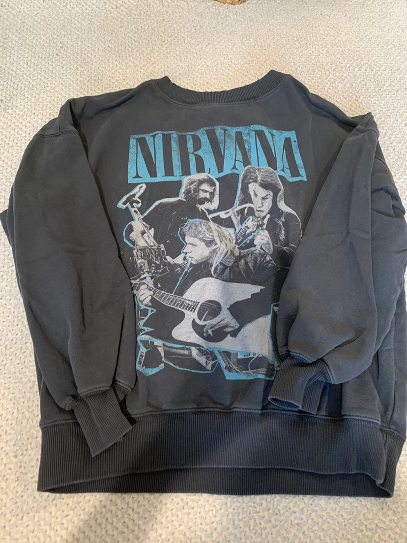 American Eagle Nirvana Band Graphic Sweatshirt