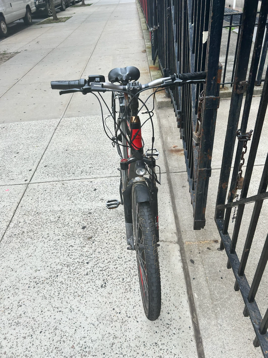 Arrow 10 Electric Bike Black and Red - photo 3