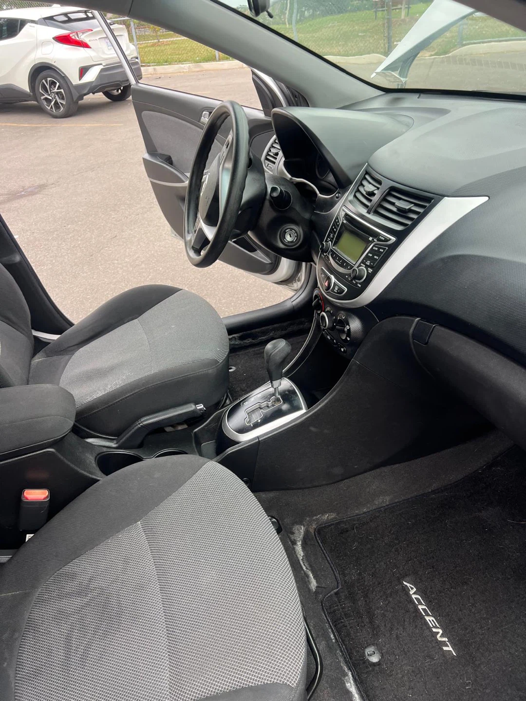 Silver Hyundai Accent - photo 5