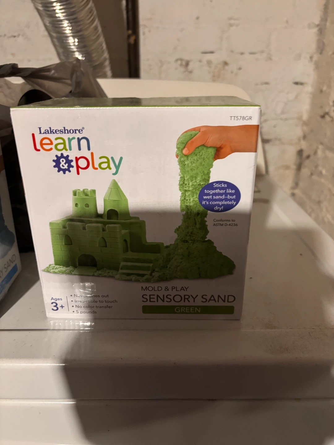 Lakeshore Mold & Play Sensory Sand 5 Pounds - photo 4
