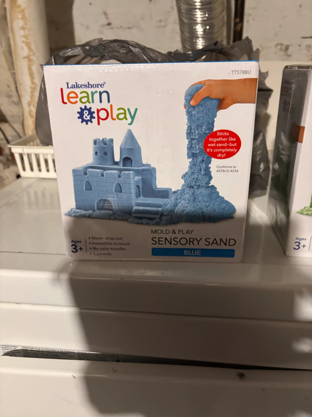 Lakeshore Mold & Play Sensory Sand 5 Pounds - photo 5