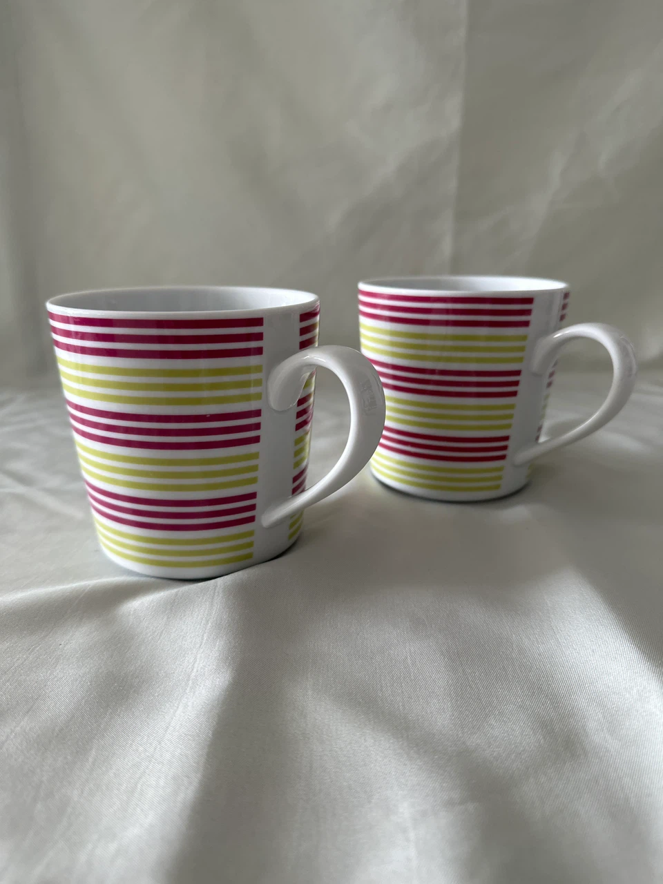 Crate and Barrel striped mug set - photo 3