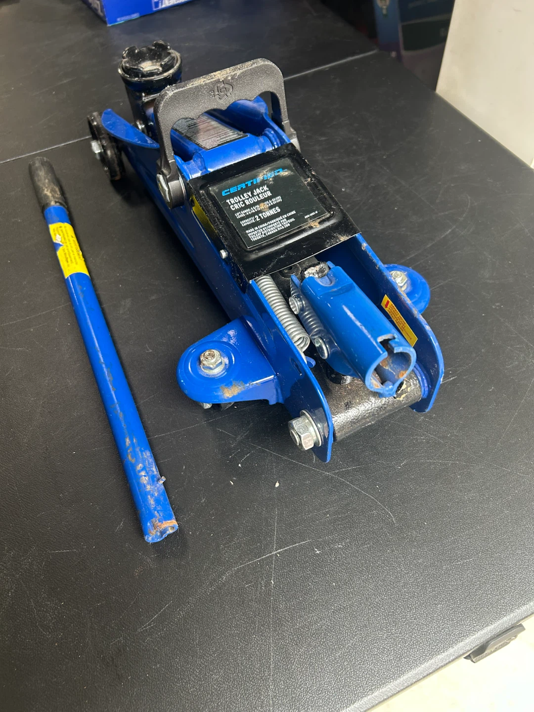 Certified 2 Ton Trolley Jack - photo 3