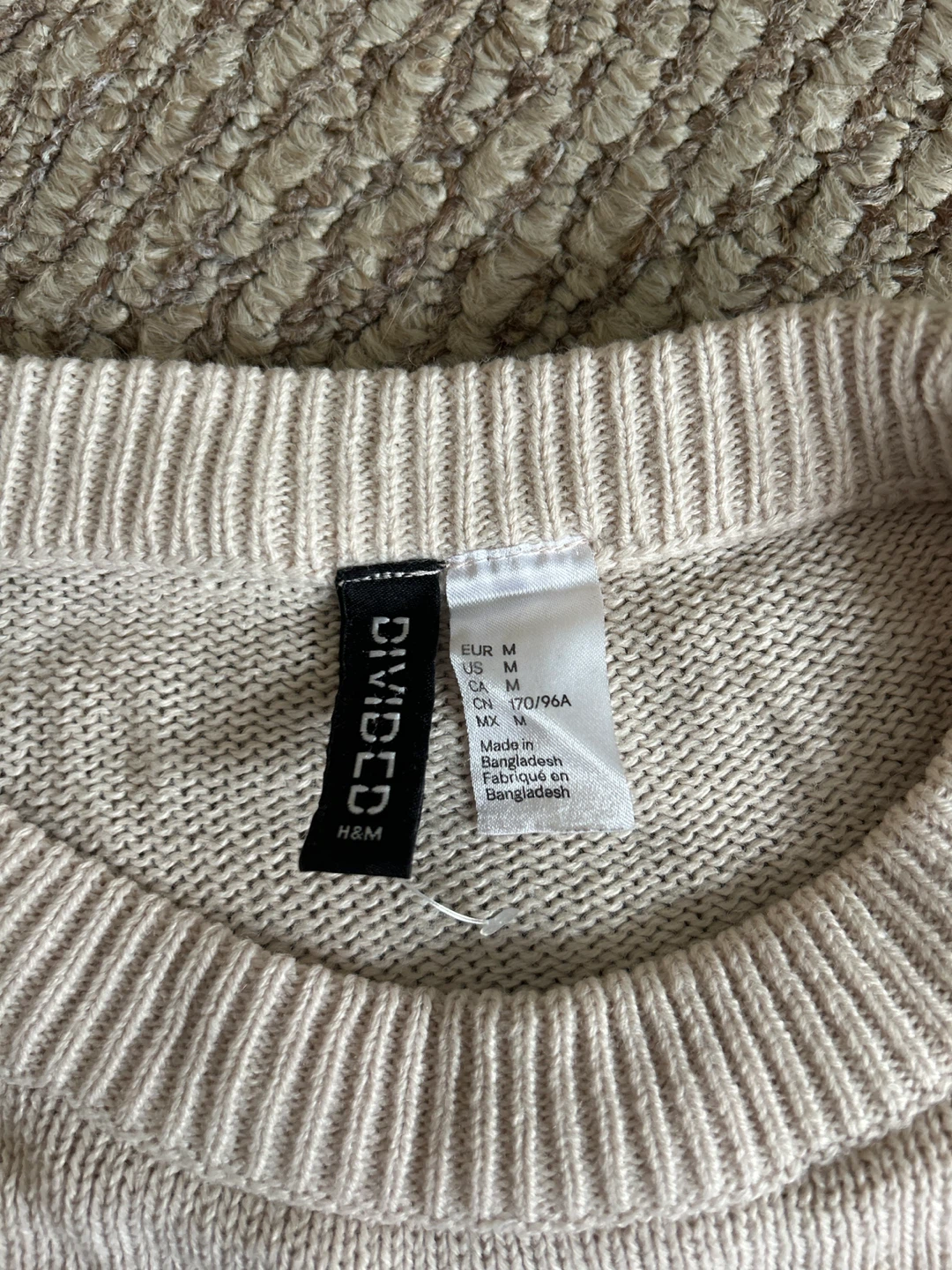 H&M Divided Crew Neck Sweater - photo 2