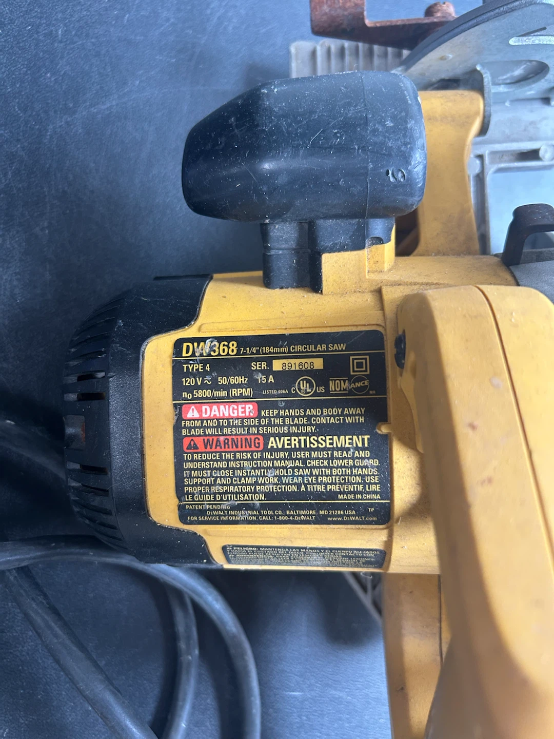 DEWALT DW368 7-1/4" Circular Saw - photo 2