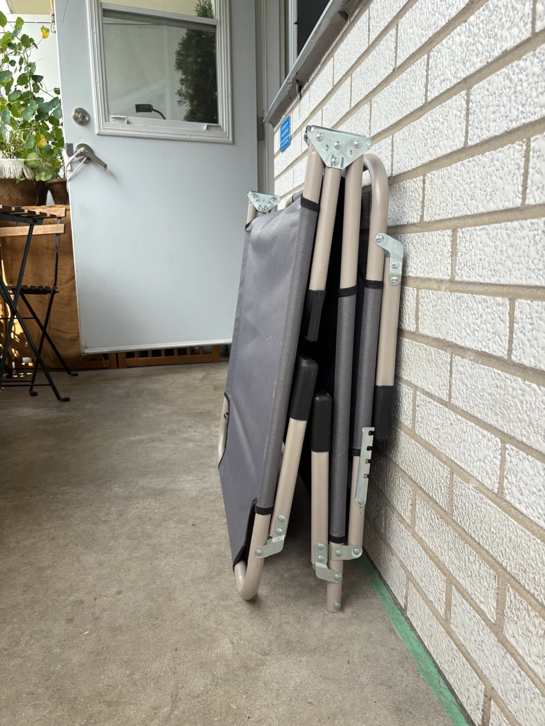 folding camping cot in grey - photo 5