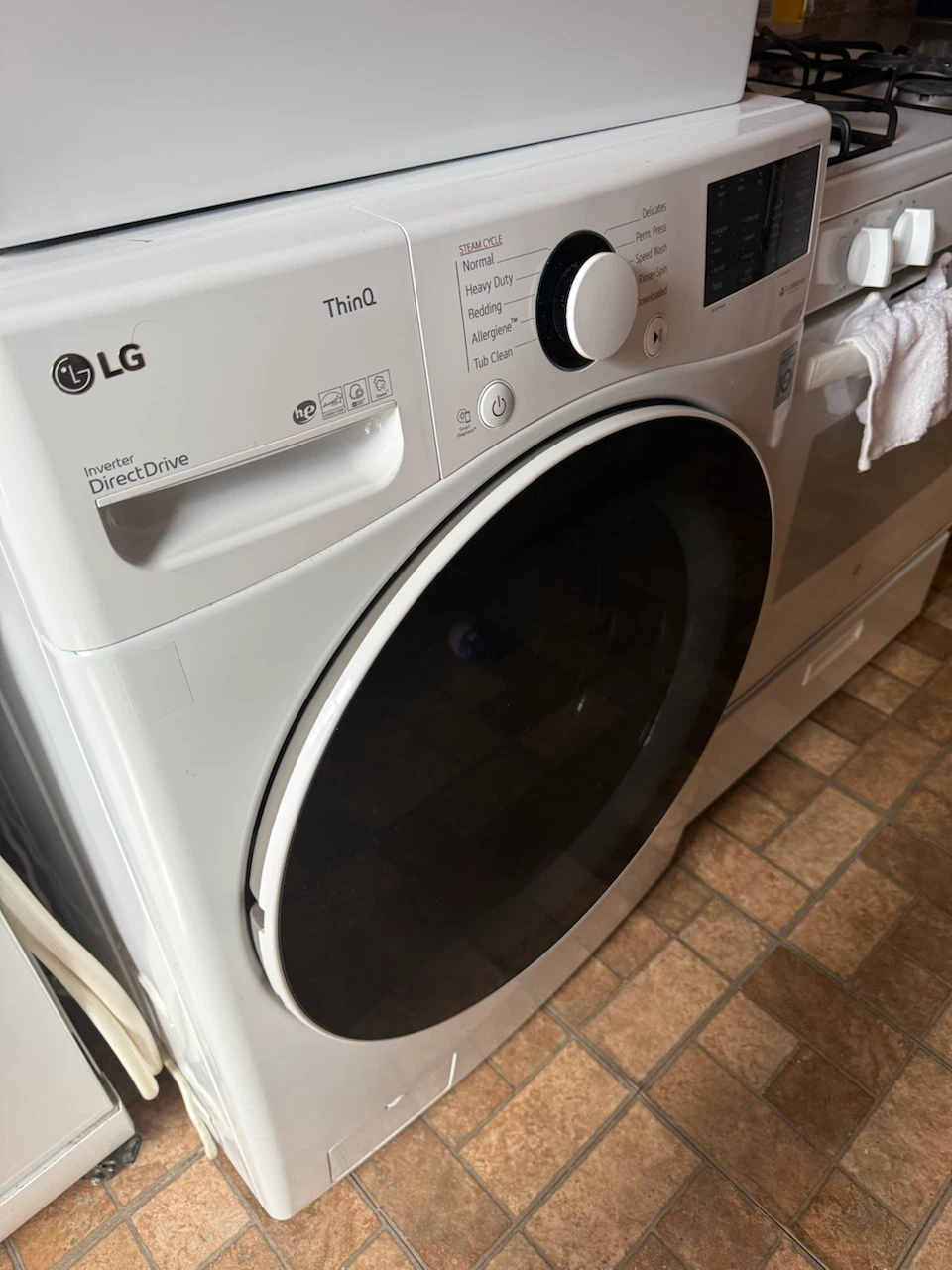 LG ThinQ Front Load Washing Machine WM3600HWA - photo 2