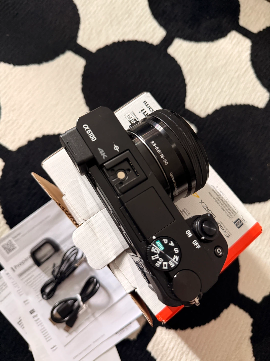 Sony Alpha a6100 Mirrorless Camera - photo 4