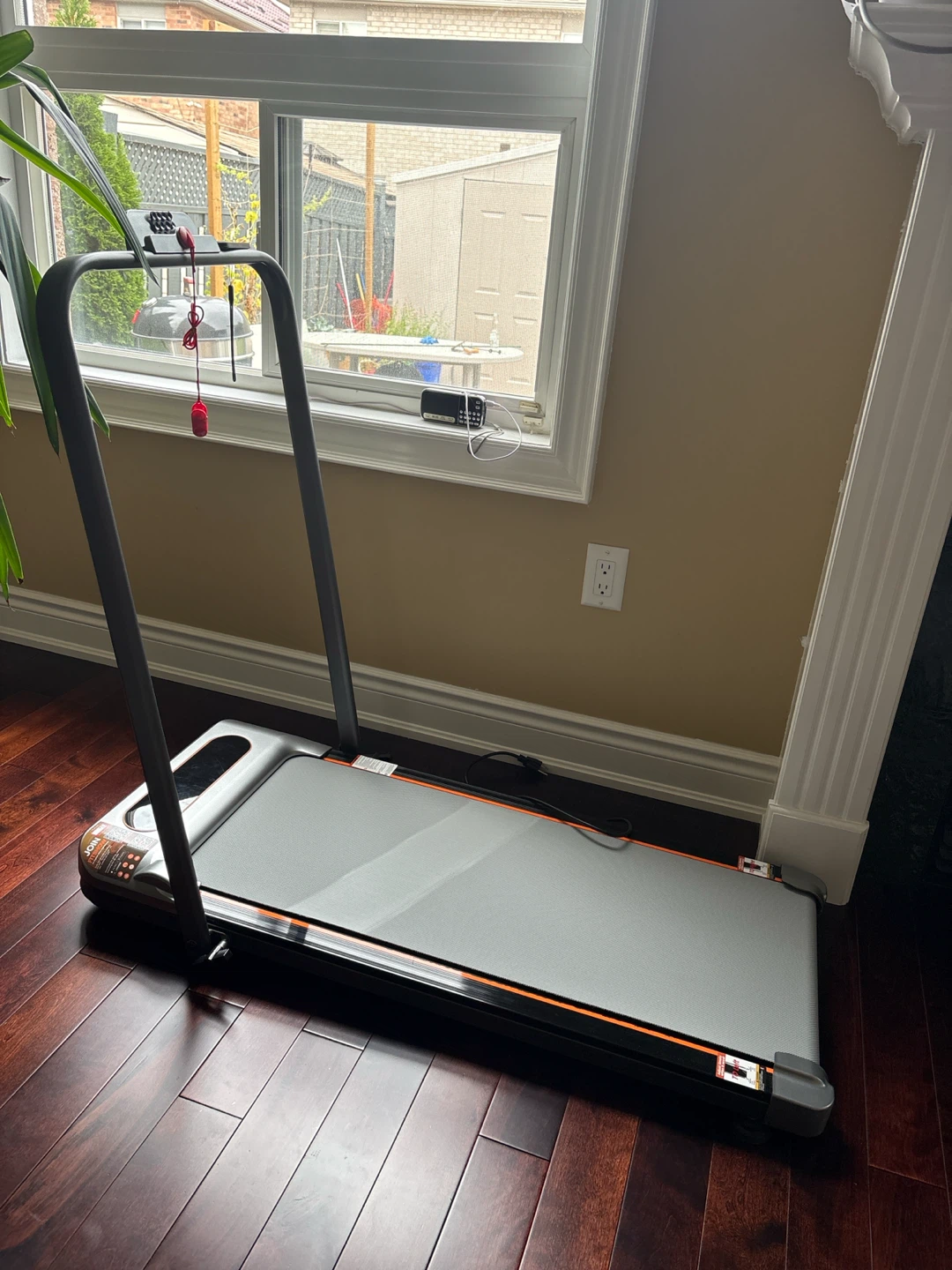 Compact Folding Electric Treadmill