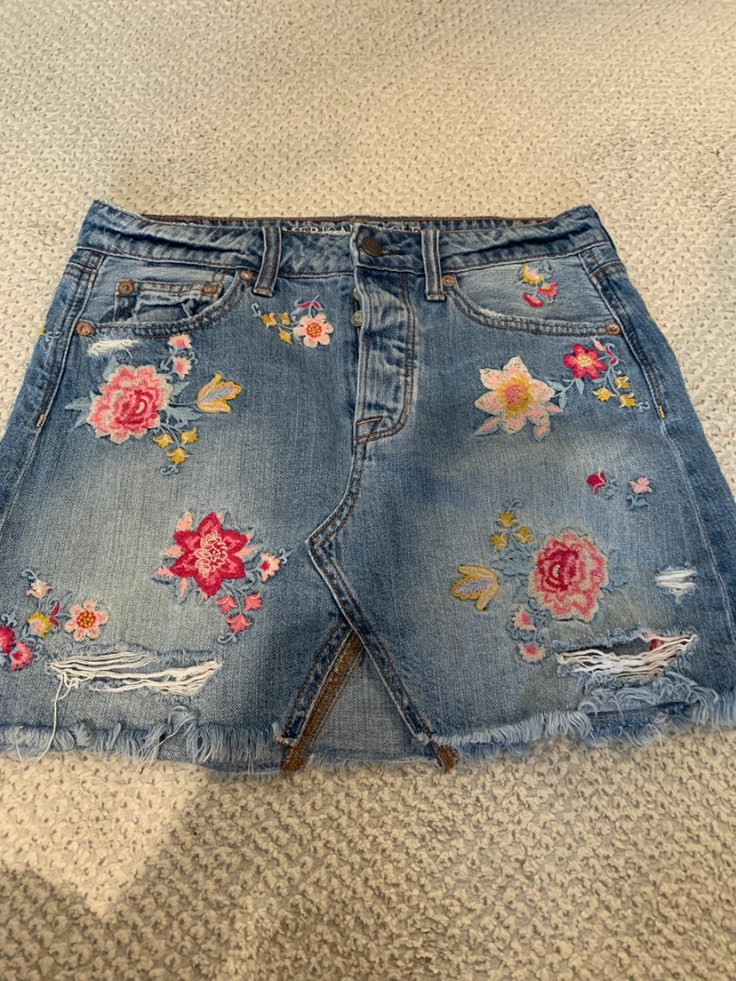 American Eagle Outfitters Embroidered Denim Skirt