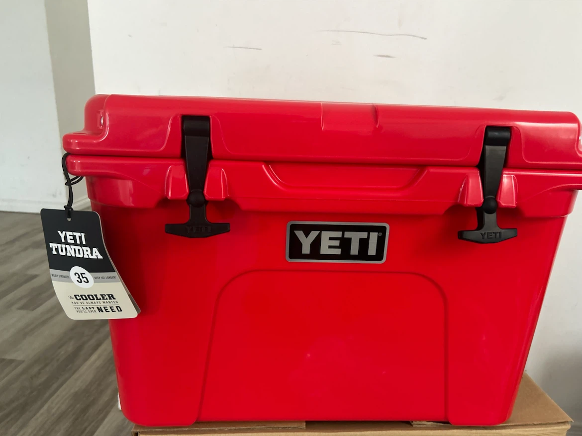 YETI Tundra 35 Cooler (Brand New) - photo 3