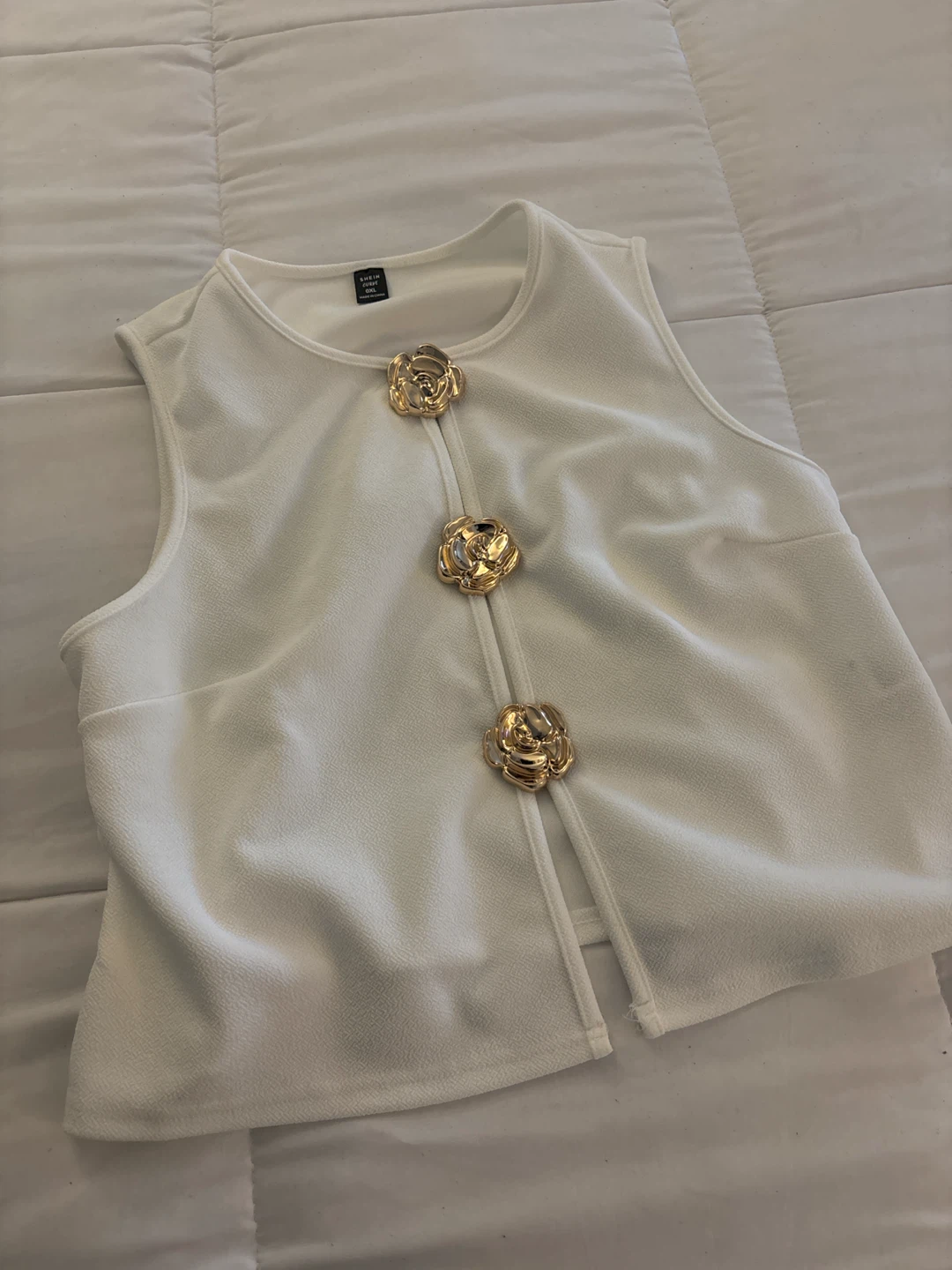SHEIN White Sleeveless Top with Gold Rose Buttons