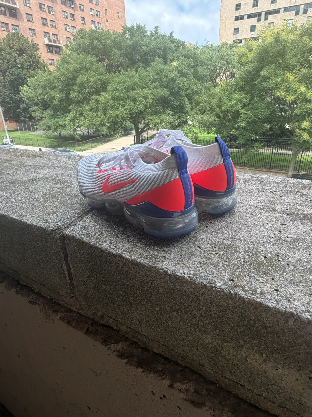 Nike Air VaporMax 2021 Flyknit Shoes - photo 3