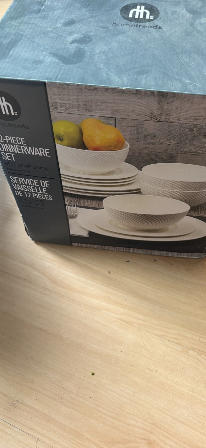 Hometrends 12-Piece Dinnerware Set - New Bone China - photo 4