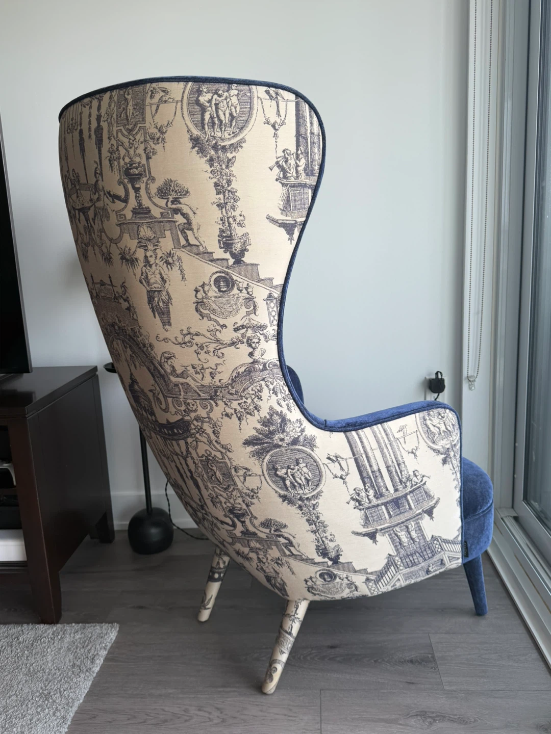 Blue Velvet Wingback Chair with Toile Pattern - photo 4