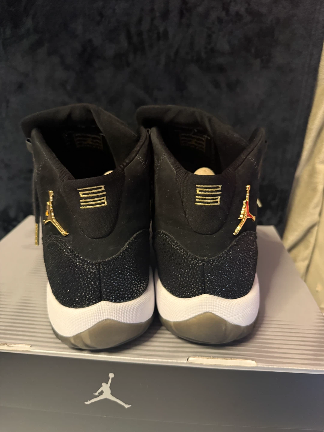 Air Jordan 11 Retro "Black Stingray" - photo 3