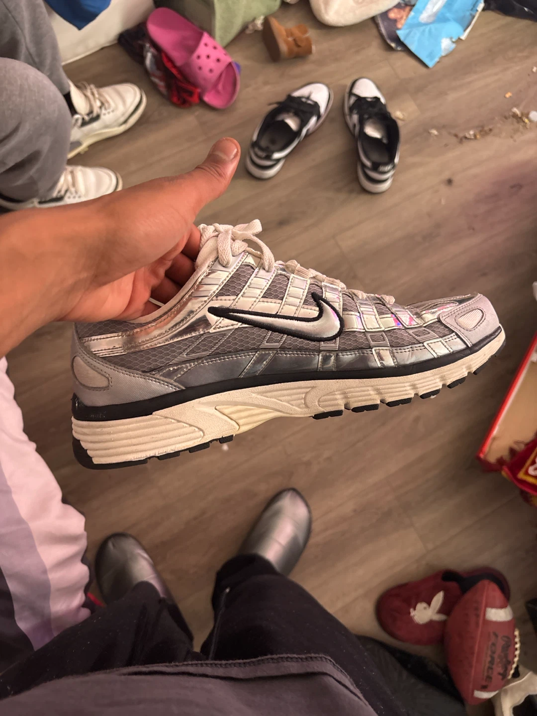 Nike Air Max 2000s Silver Running Shoes - photo 5