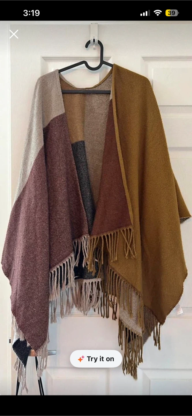 Uniqlo scarf barely used