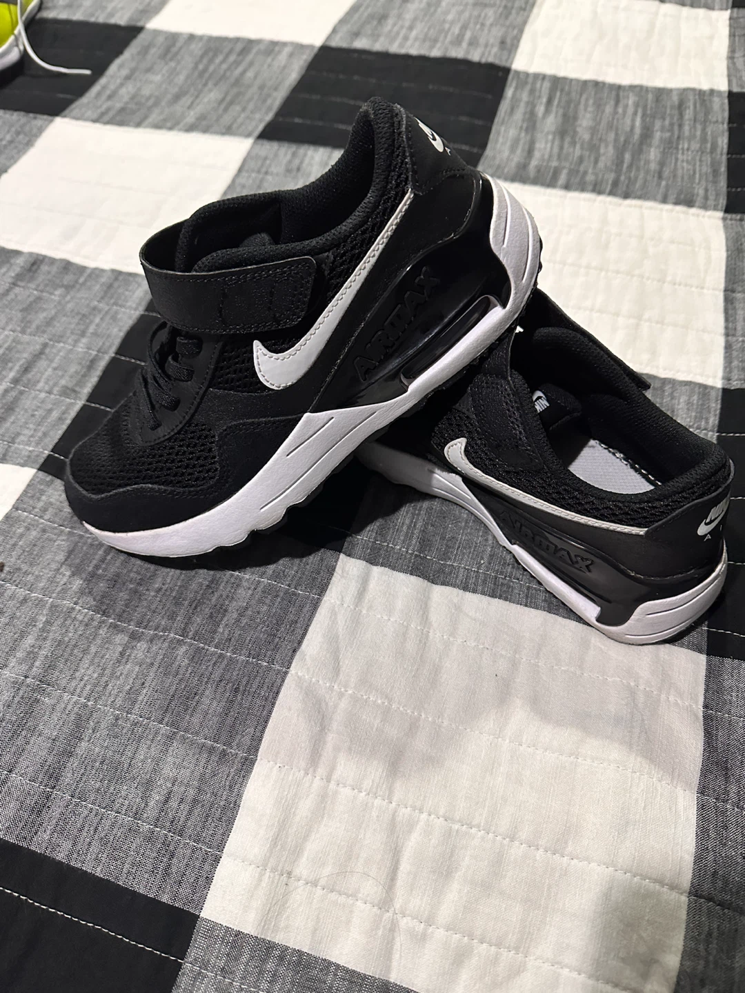 Nike Air Max Kids Shoes Size 2.5Y