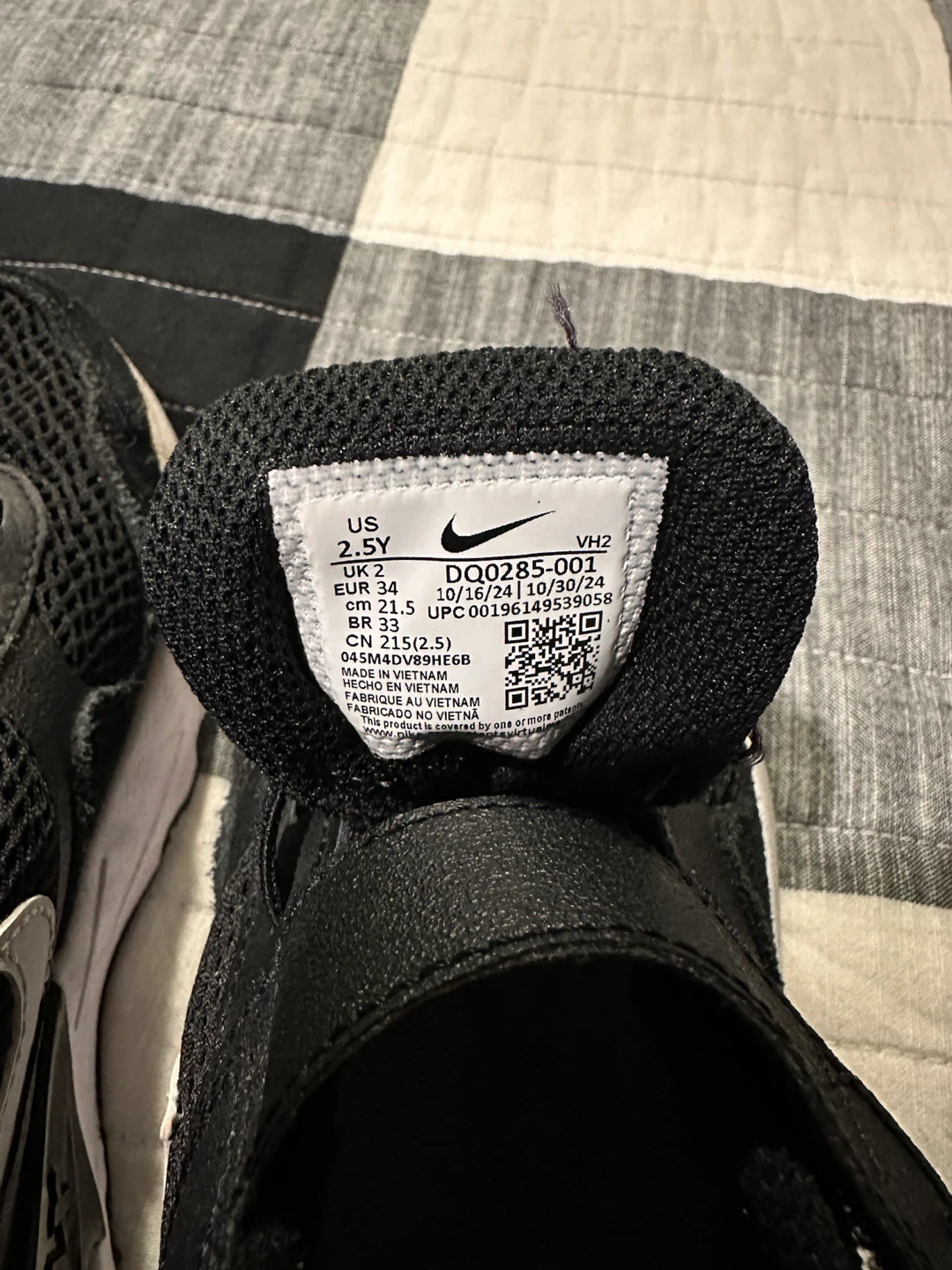 Nike Air Max Kids Shoes Size 2.5Y - photo 4
