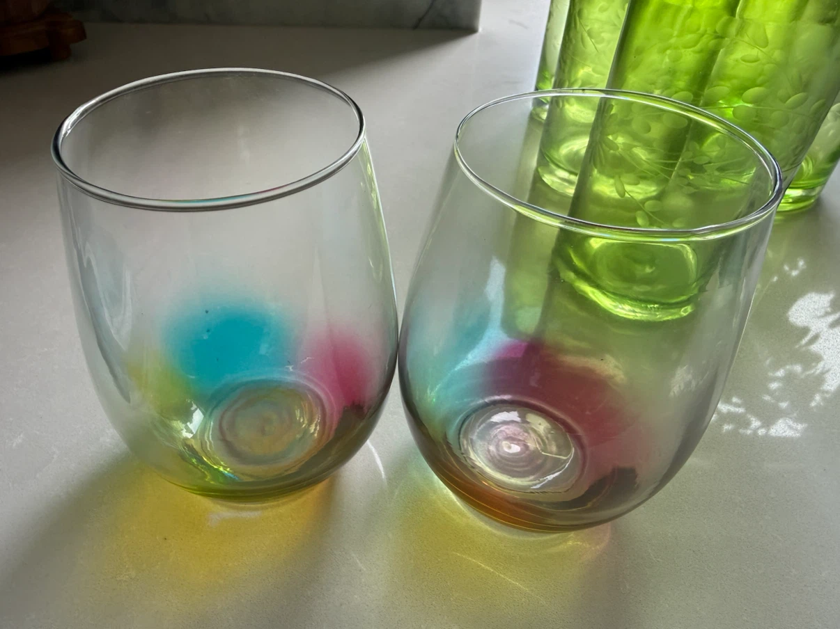 Set of 2 Stemless Wine Glasses with Rainbow Gradient - photo 3