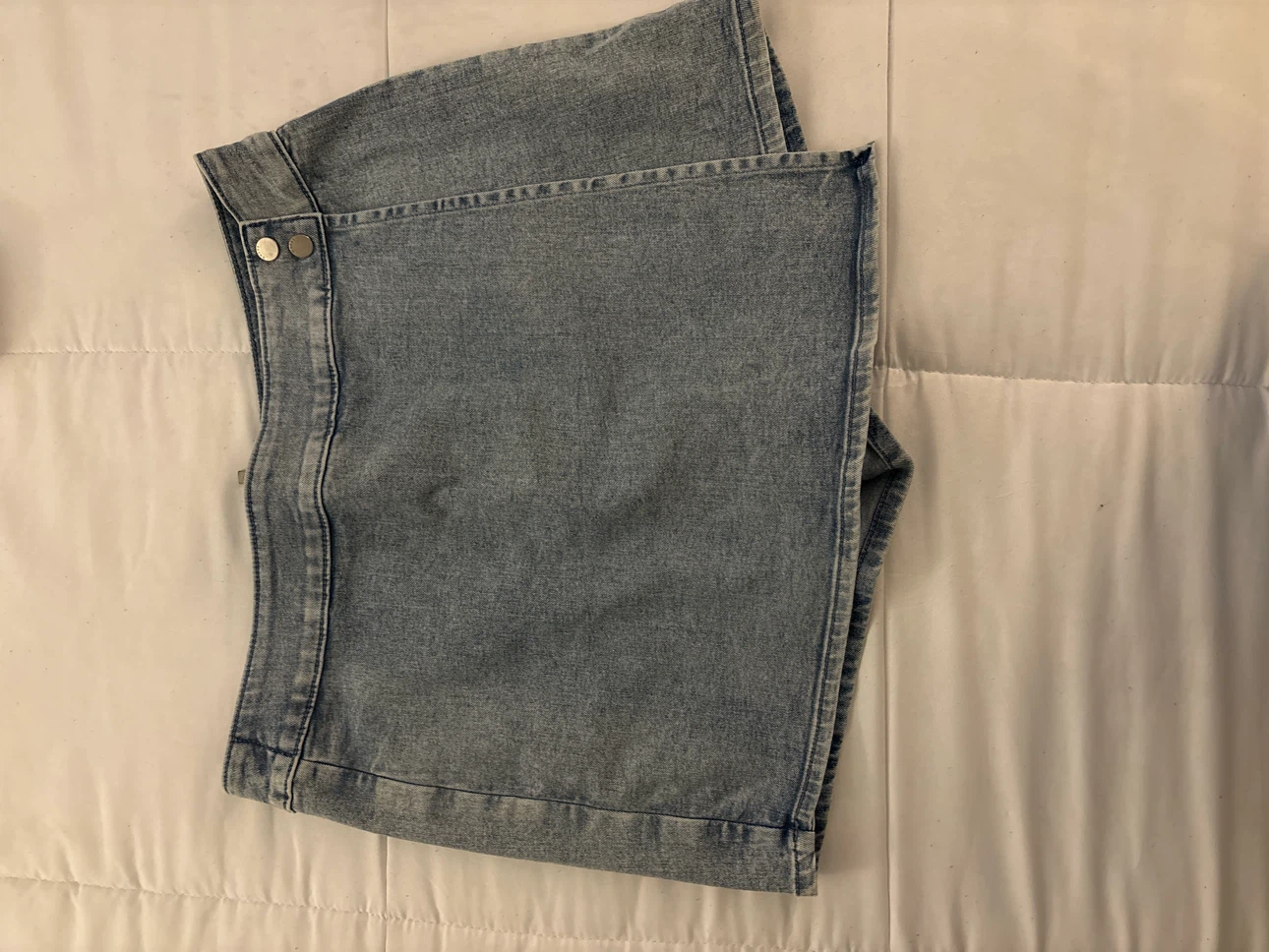 Guess Los Angeles Denim Skort Size large