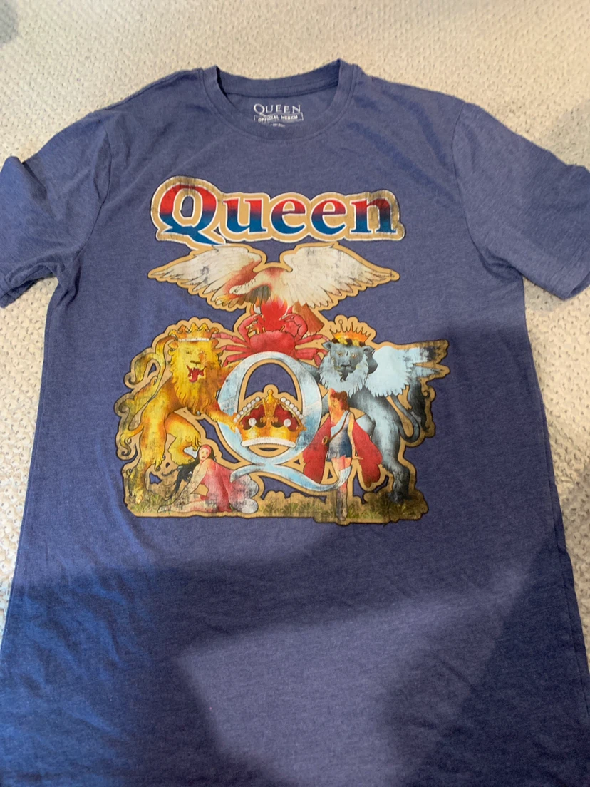 Queen Official Merch T-Shirt