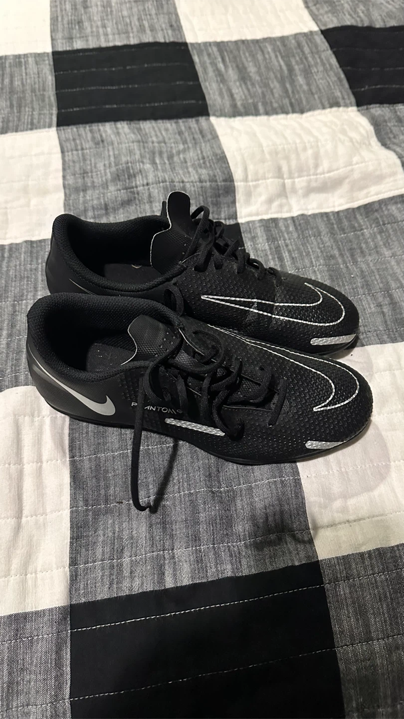Nike Phantom Cleats
