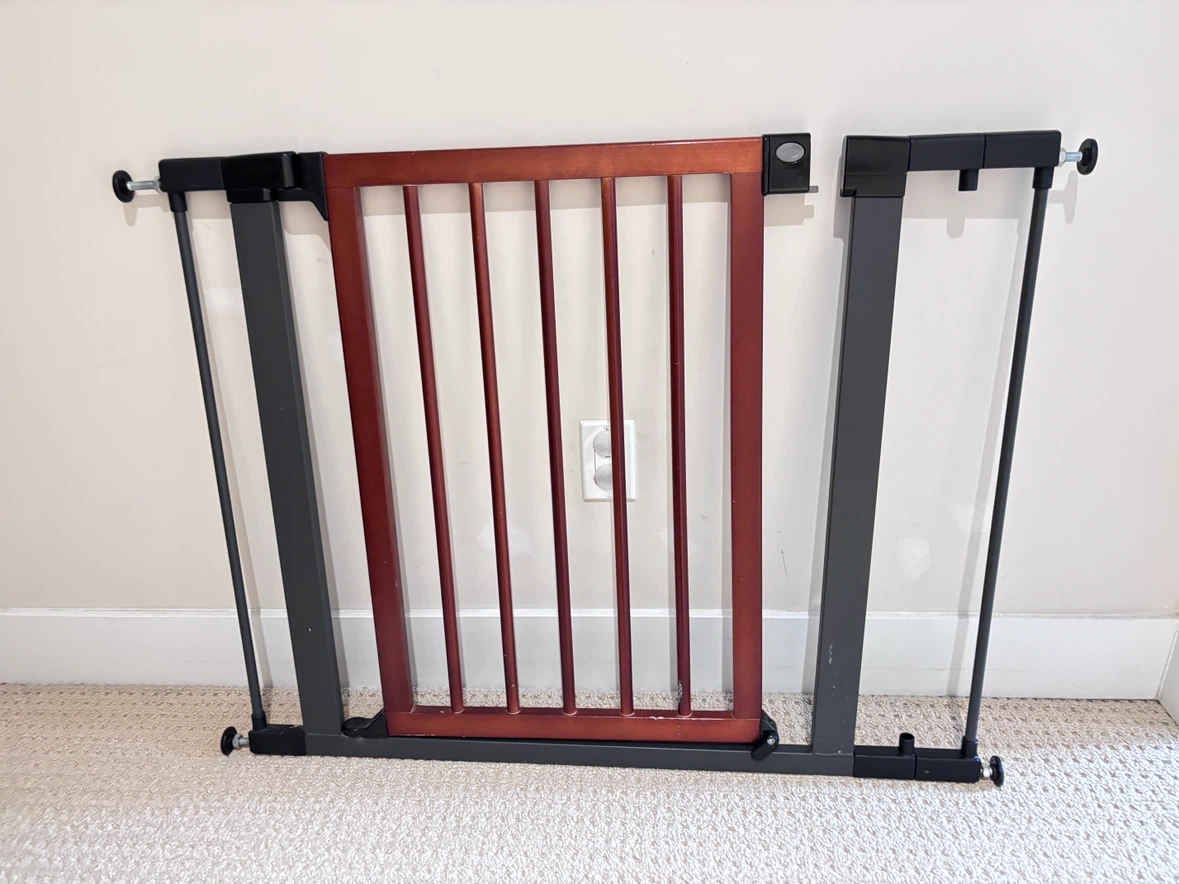 Wooden Baby Gate - photo 2