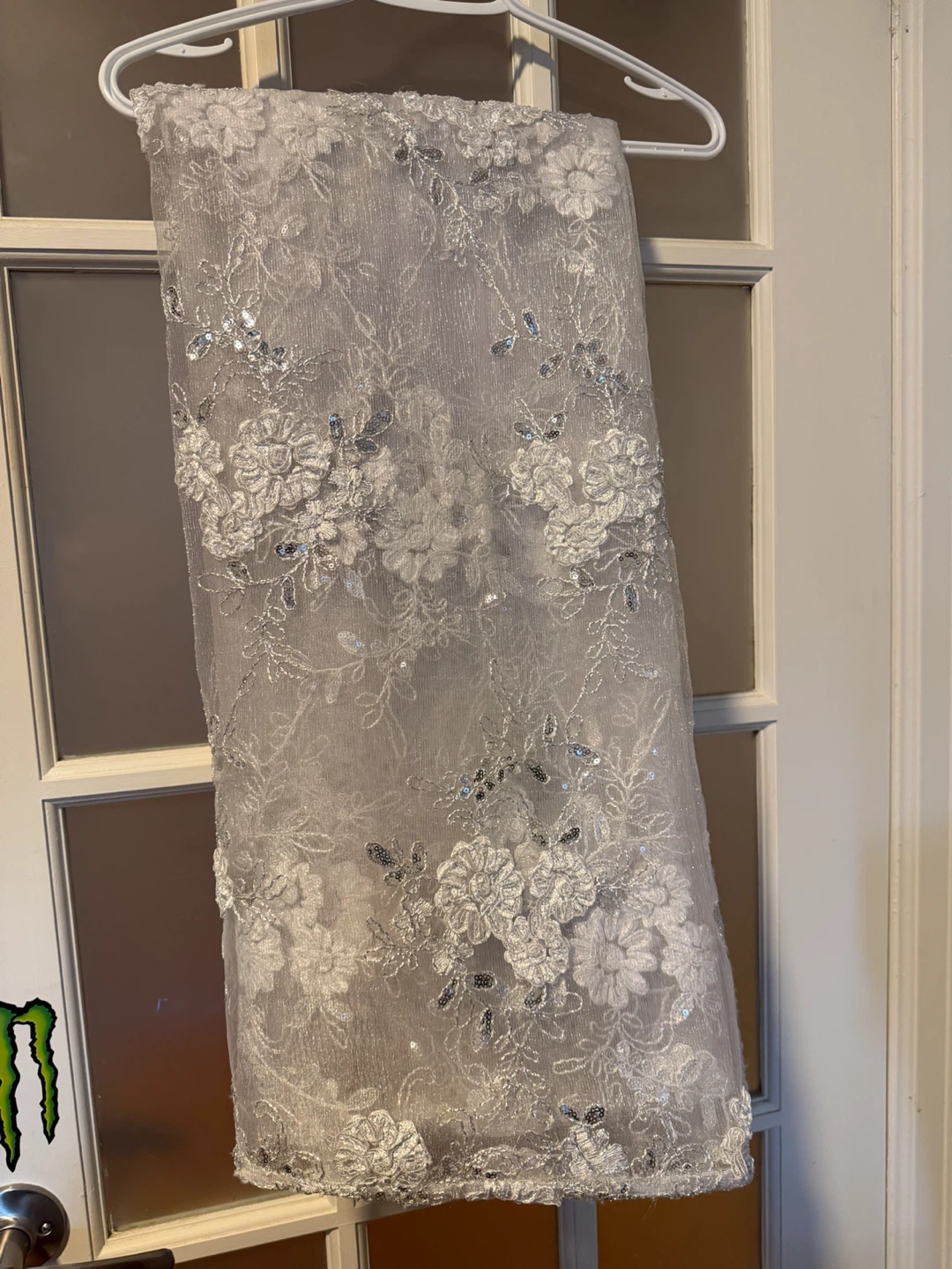 White Lace Fabric with 3D Flowers and Sequins - photo 3