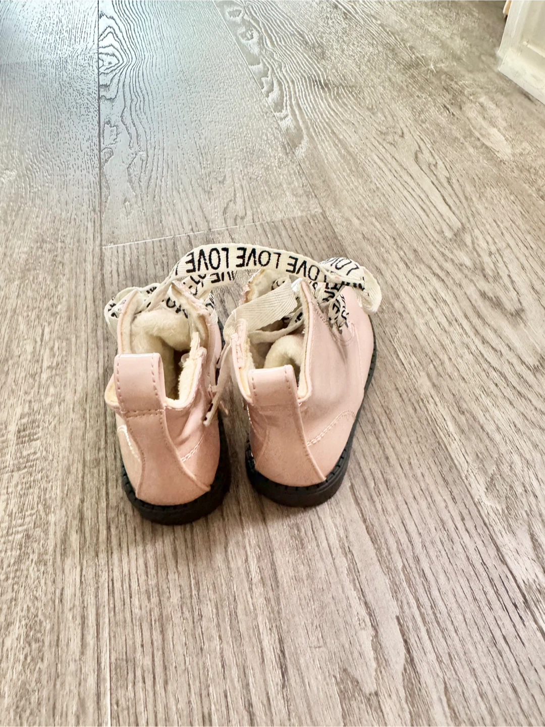 New H&M - Pink Faux Leather Boots with "LOVE" Laces - photo 3