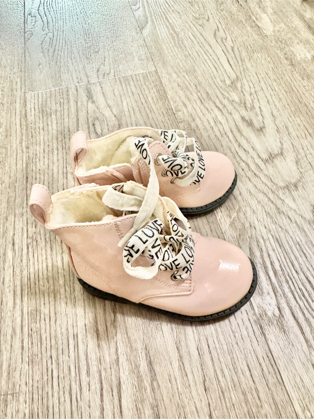 New H&M - Pink Faux Leather Boots with "LOVE" Laces - photo 4