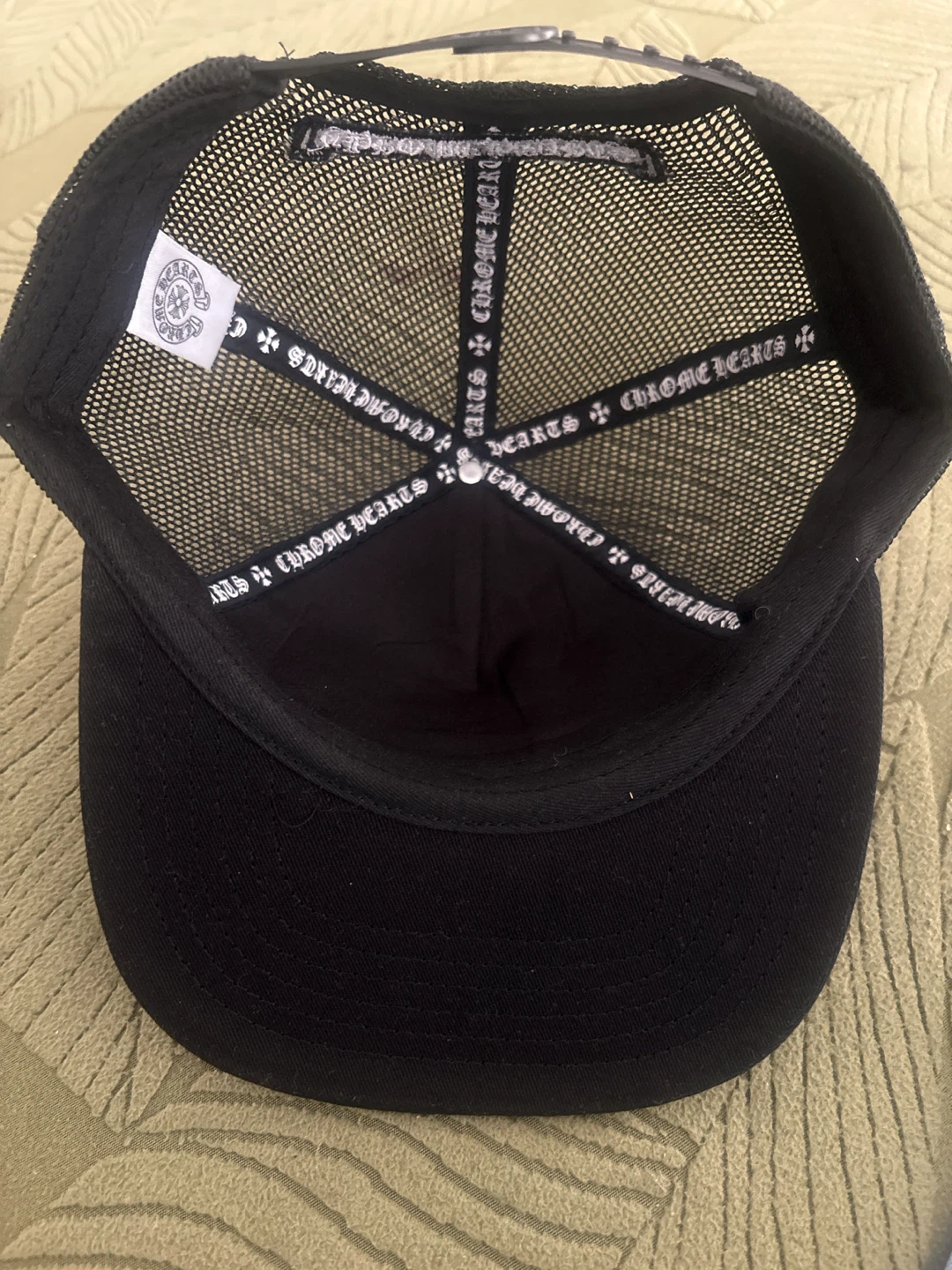 Chrome Hearts Black Trucker Hat - photo 2